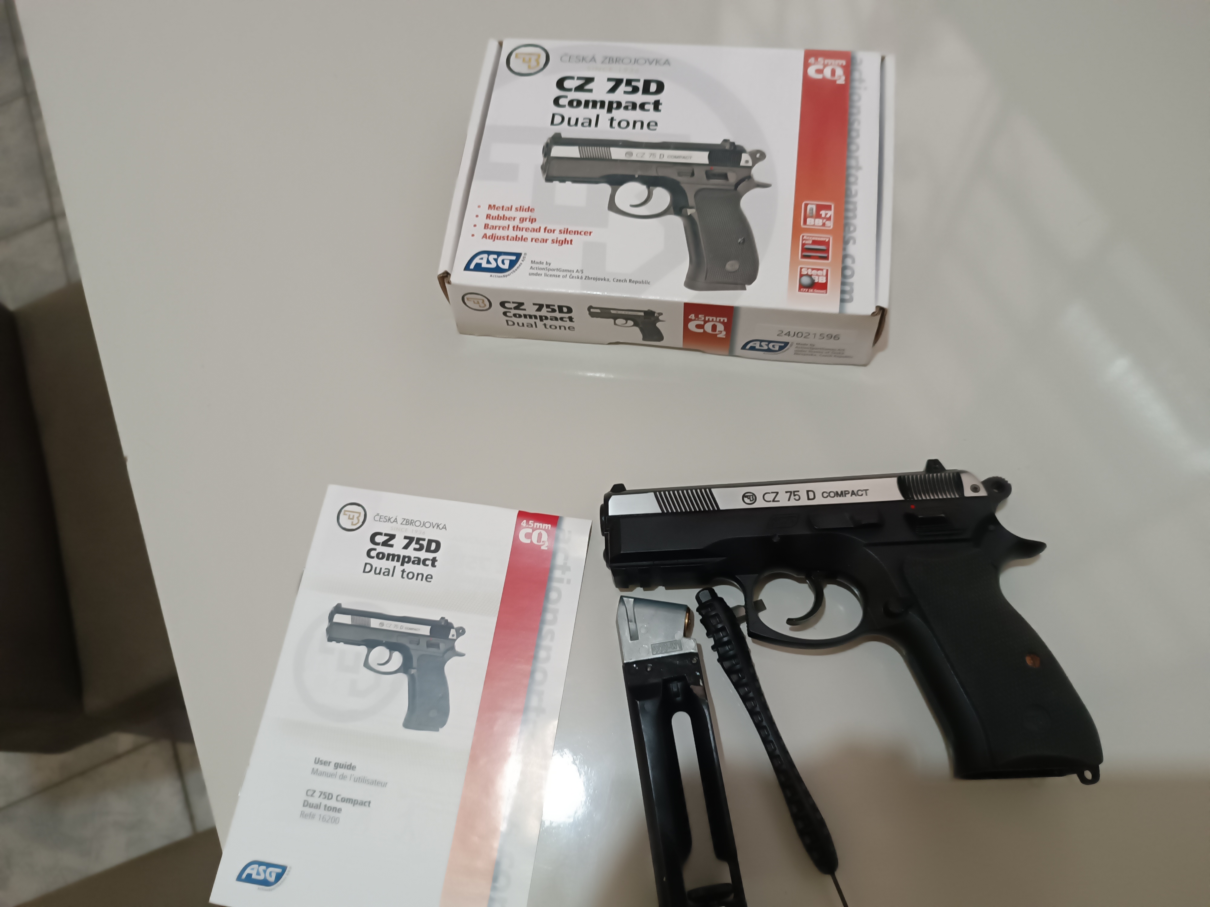 Airgun CZ 75d compact co2 esfera de aço 4, 5mm 